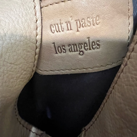 Cut’n Paste leather purse - Picture 2 of 6